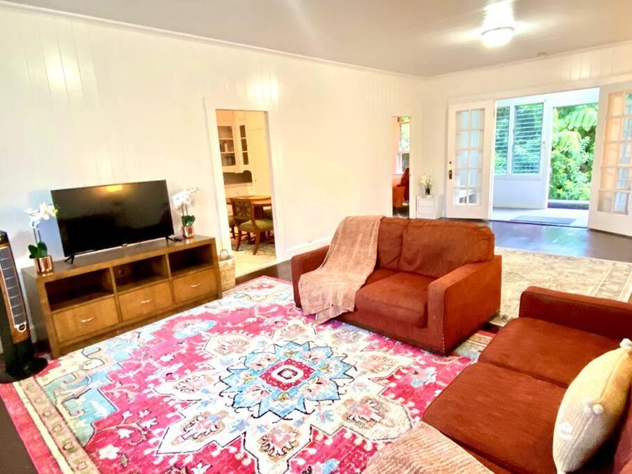 Your Hilo Homebase - Lovely 3 Bedroom In Heart Of Hilo With Ac! Ngoại thất bức ảnh