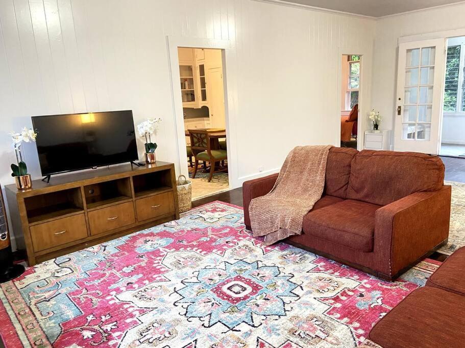 Your Hilo Homebase - Lovely 3 Bedroom In Heart Of Hilo With Ac! Ngoại thất bức ảnh