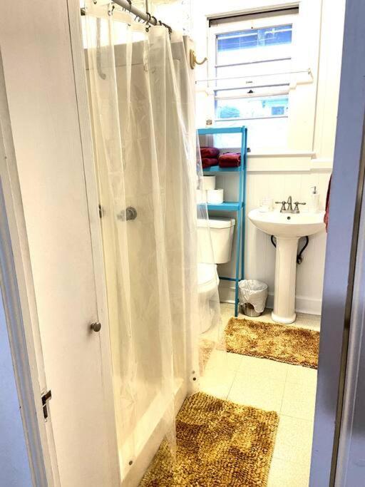 Your Hilo Homebase - Lovely 3 Bedroom In Heart Of Hilo With Ac! Ngoại thất bức ảnh